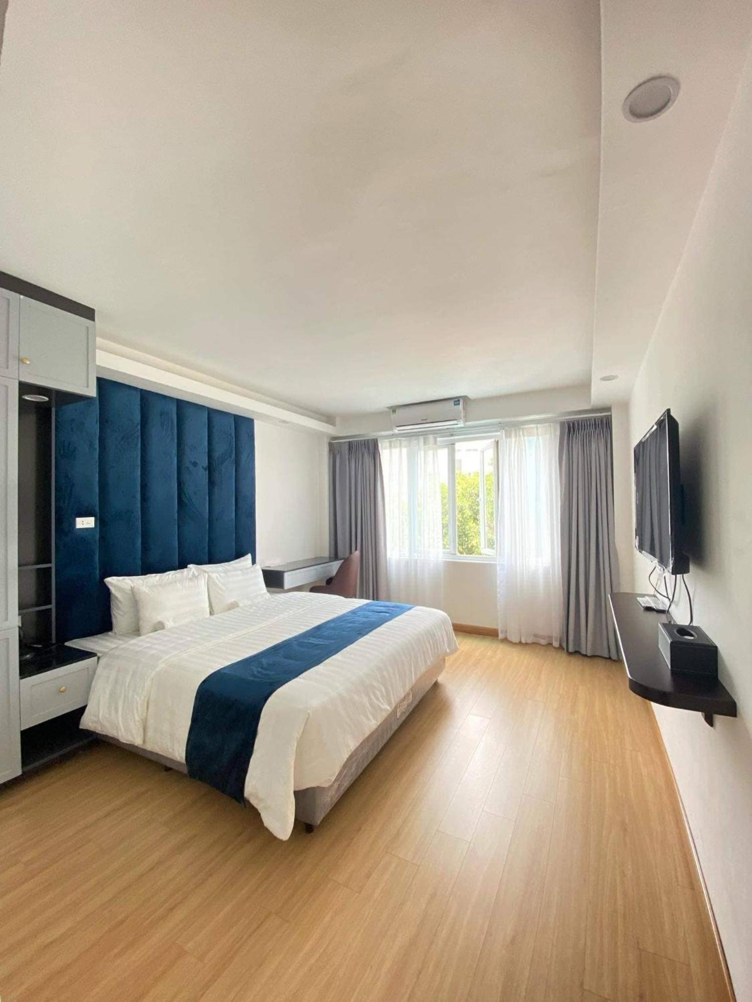 Hanoi Capital Premium Hotel Exteriör bild