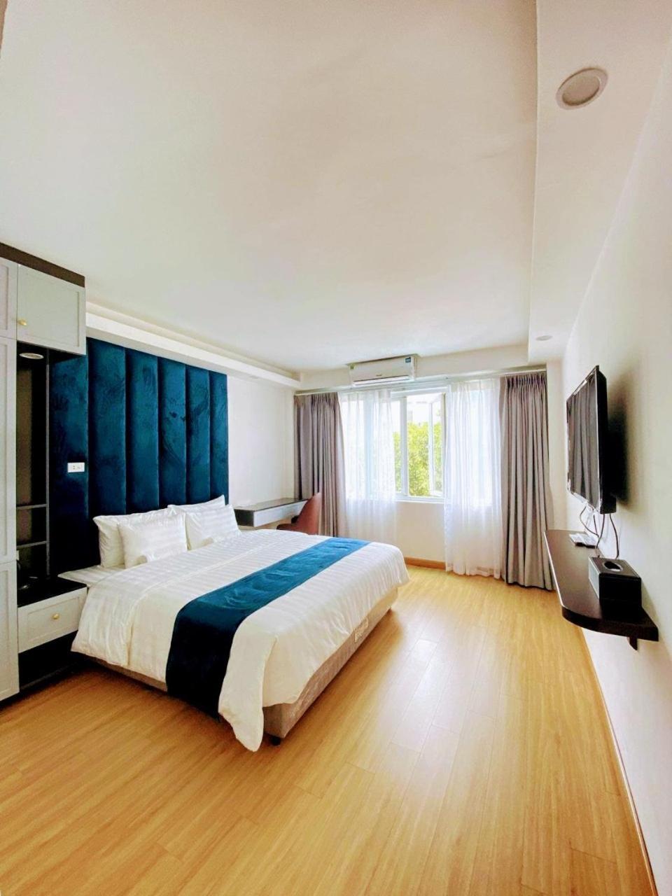 Hanoi Capital Premium Hotel Exteriör bild