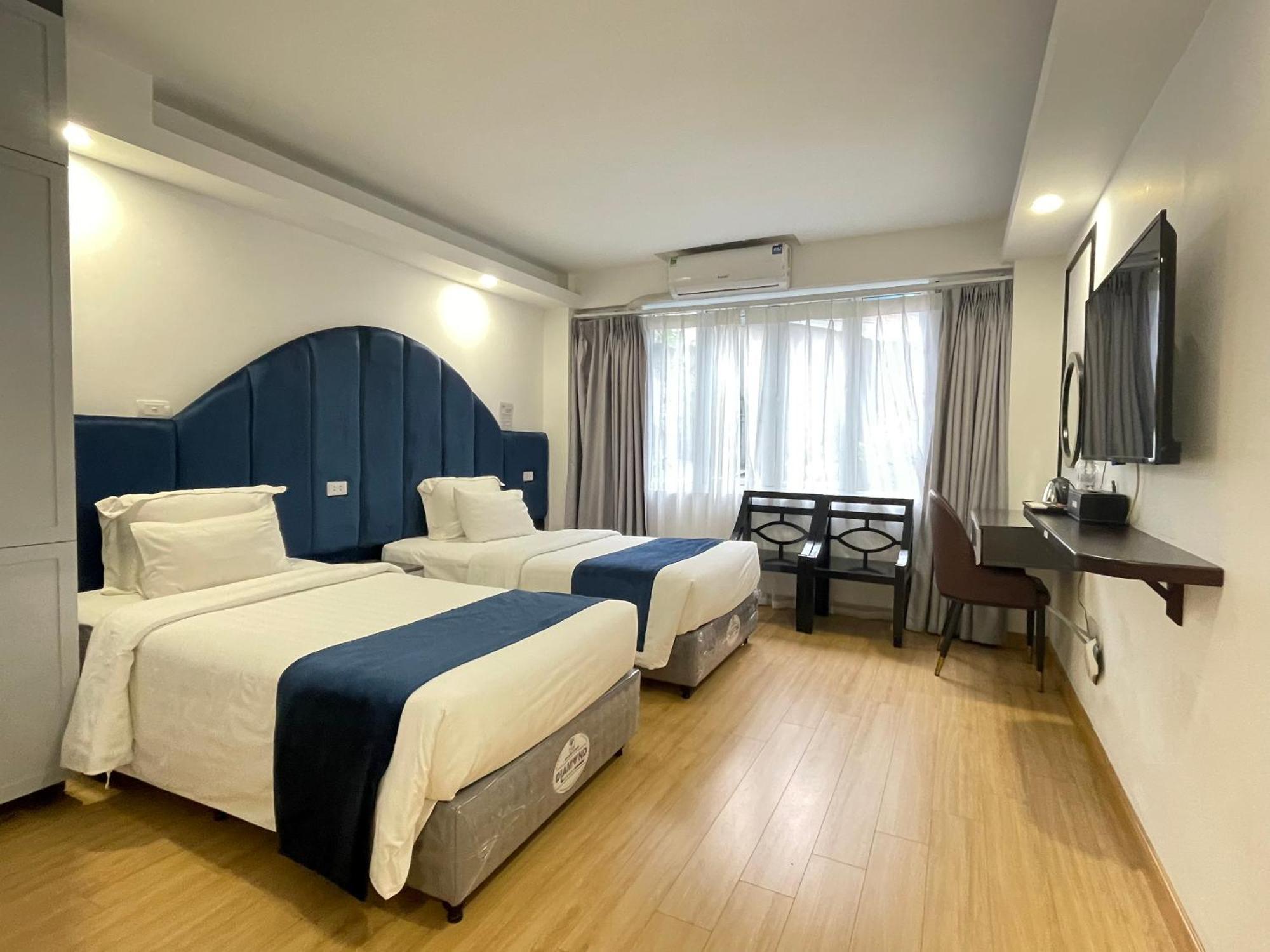 Hanoi Capital Premium Hotel Exteriör bild